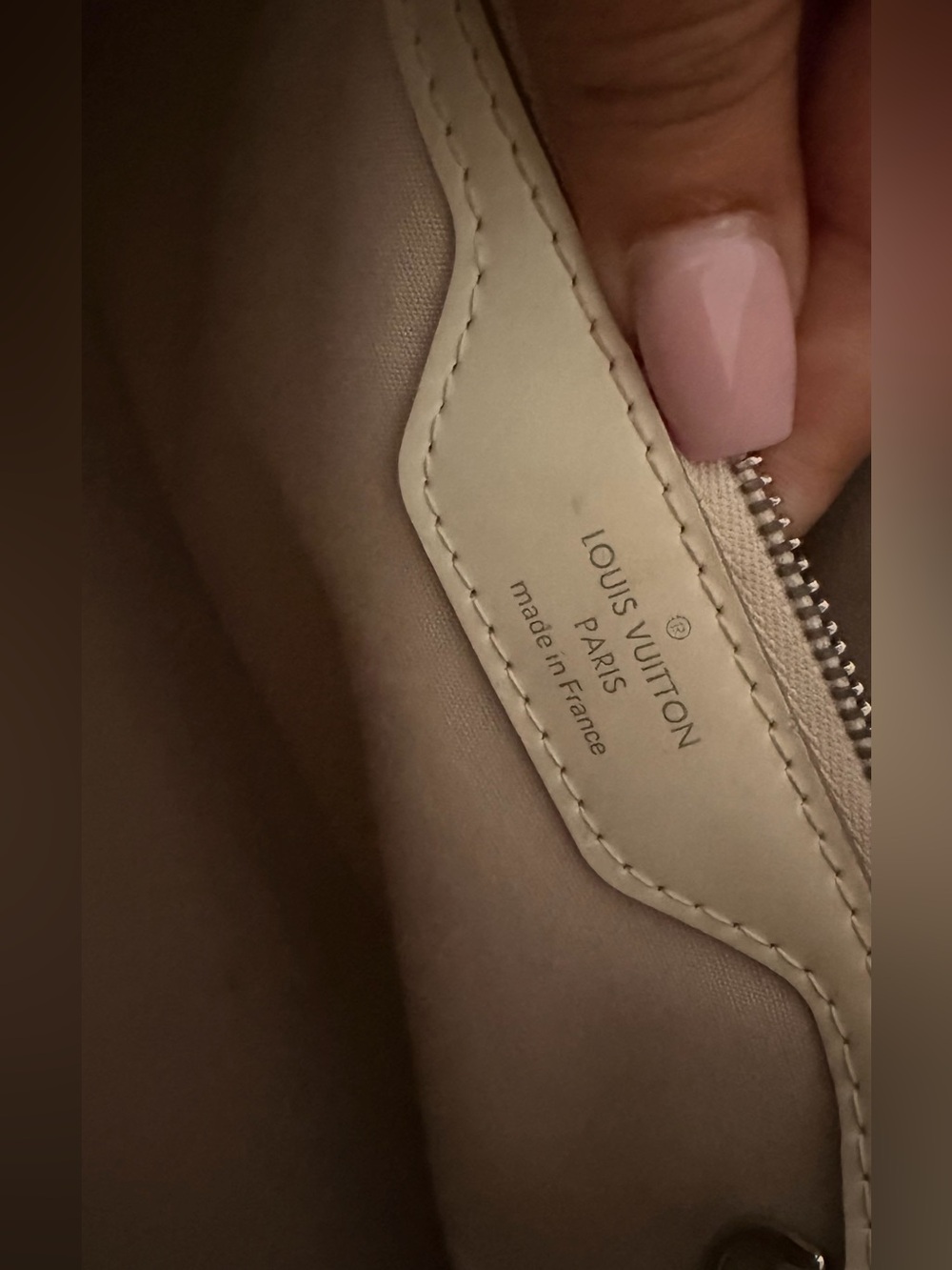 Louis Vuitton Brea - Picture 9 of 13